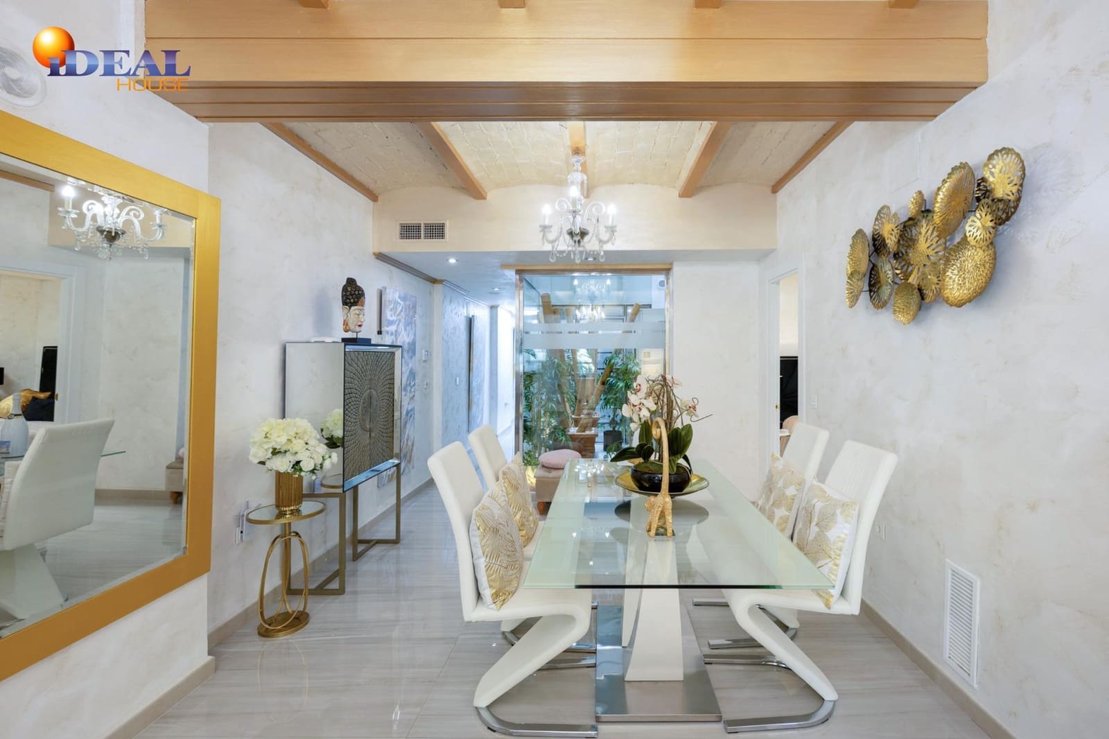 2 bedroom Flat for sale in Granada city - € 420,000 (Ref: 9434199)