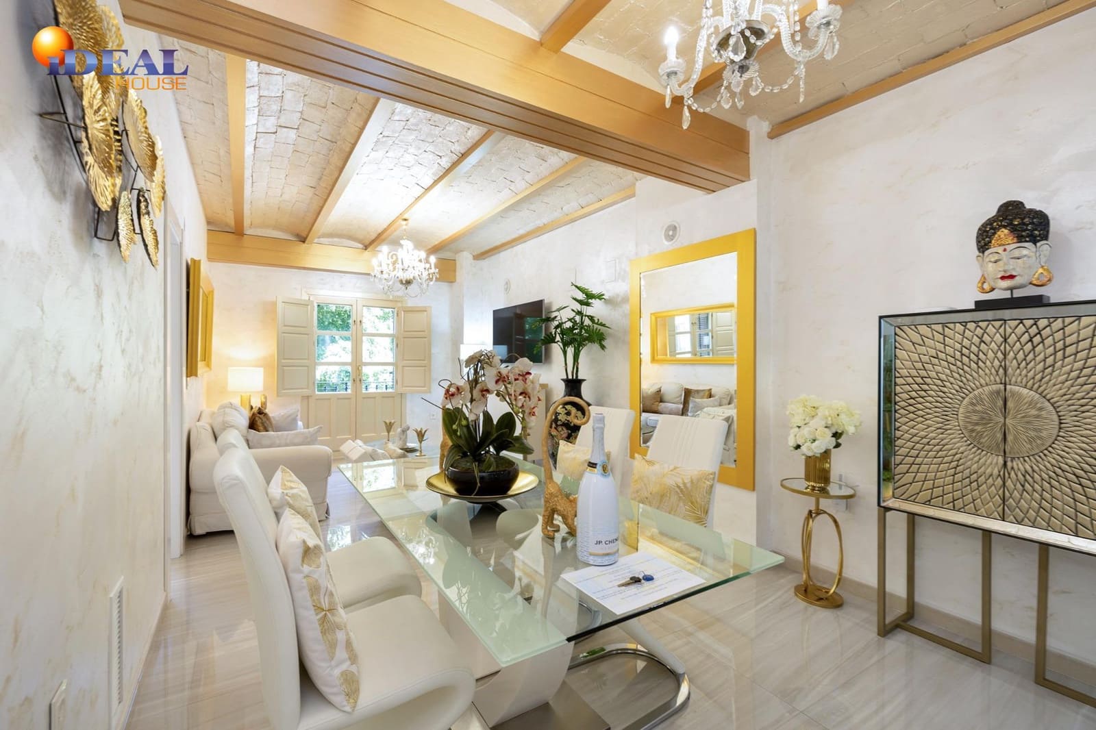 2 bedroom Flat for sale in Granada city - € 420,000 (Ref: 9434199)