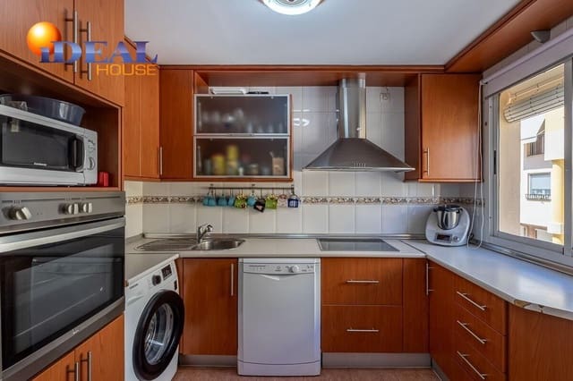 3 sovrum Radhus till salu i Ogíjares med garage - 215 000 € (Ref: 9434200)