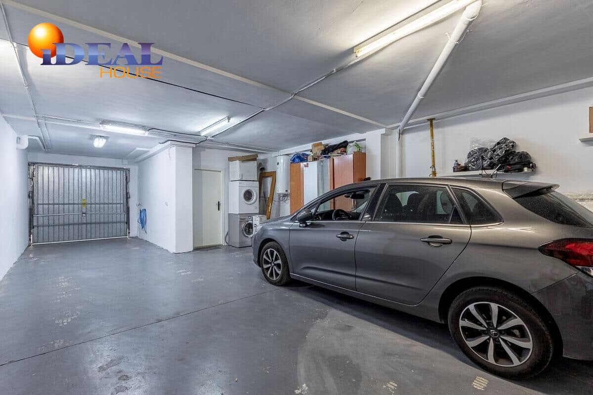 3 sovrum Radhus till salu i Ogijares med garage - 215 000 € (Ref: 9434200)