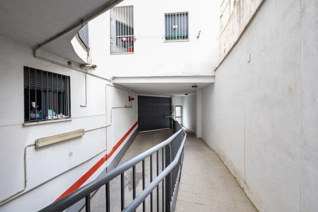 Garage for sale in Zaidin, Granada city - € 13,900 (Ref: 9434202)
