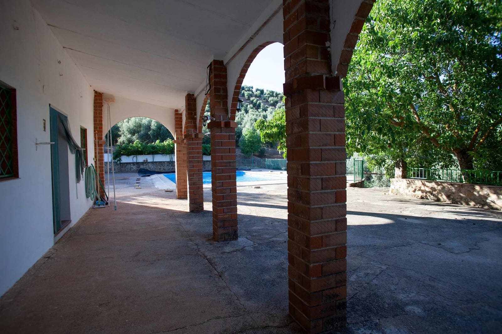 8 bedroom Finca/Country House for sale in Beas de Segura - € 345,000 (Ref: 9434203)