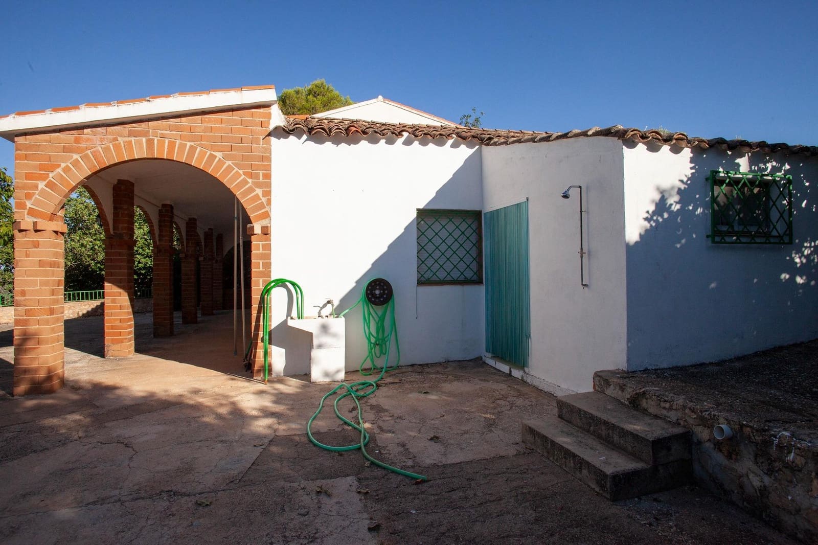 8 bedroom Finca/Country House for sale in Beas de Segura - € 345,000 (Ref: 9434203)