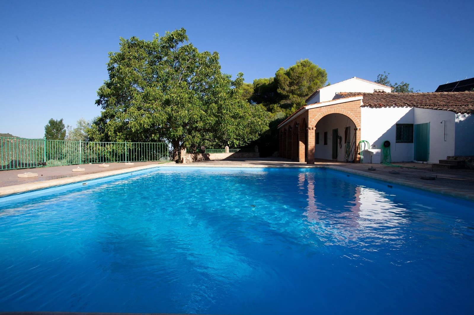 8 bedroom Finca/Country House for sale in Beas de Segura - € 345,000 (Ref: 9434203)
