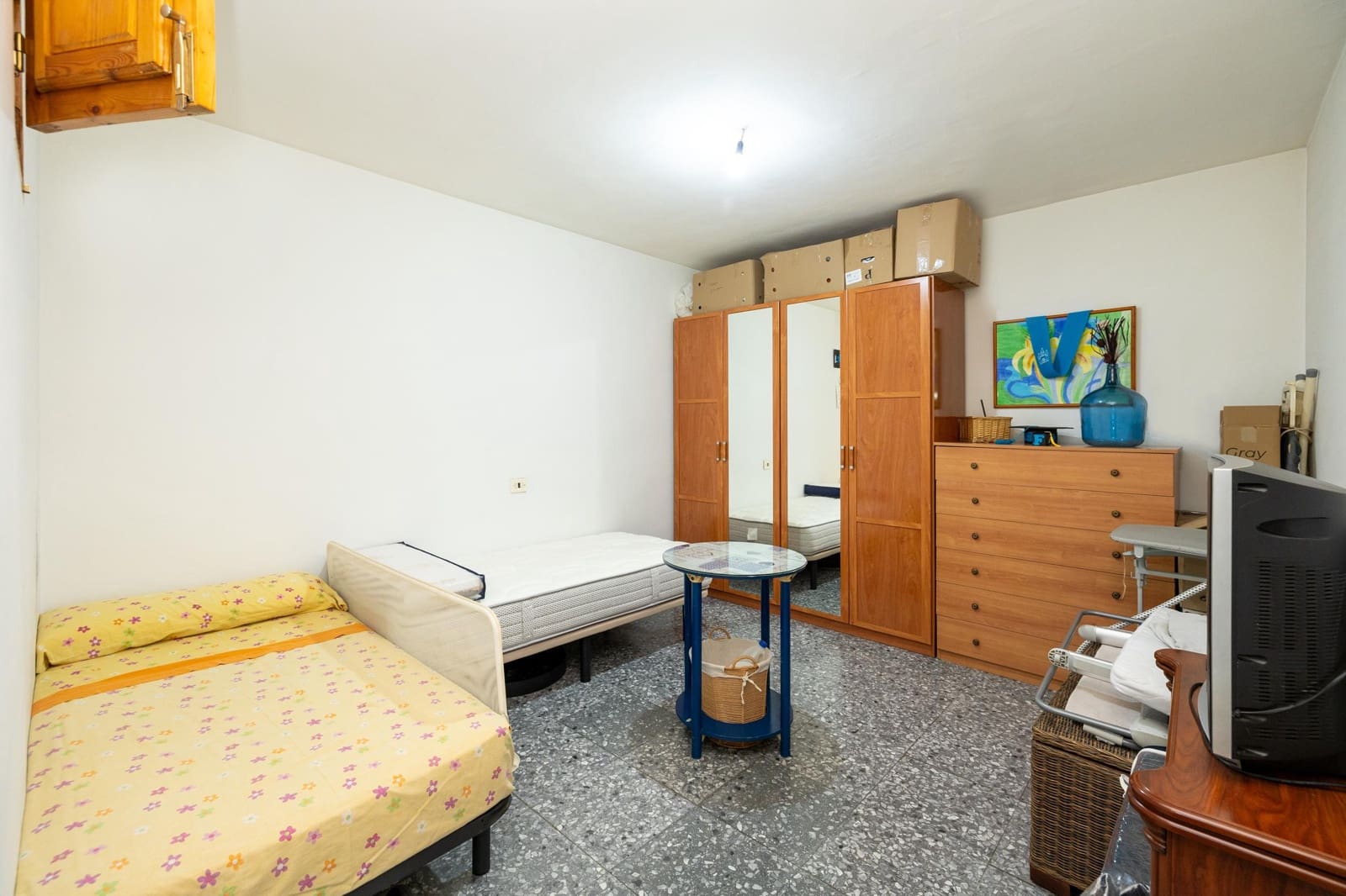 Casa de 3 habitaciones en Olivares en venta - 83.000 € (Ref: 9434204)