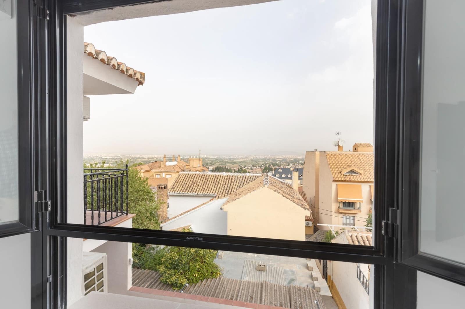 6 bedroom Townhouse for sale in Monachil - € 355,000 (Ref: 9434206)