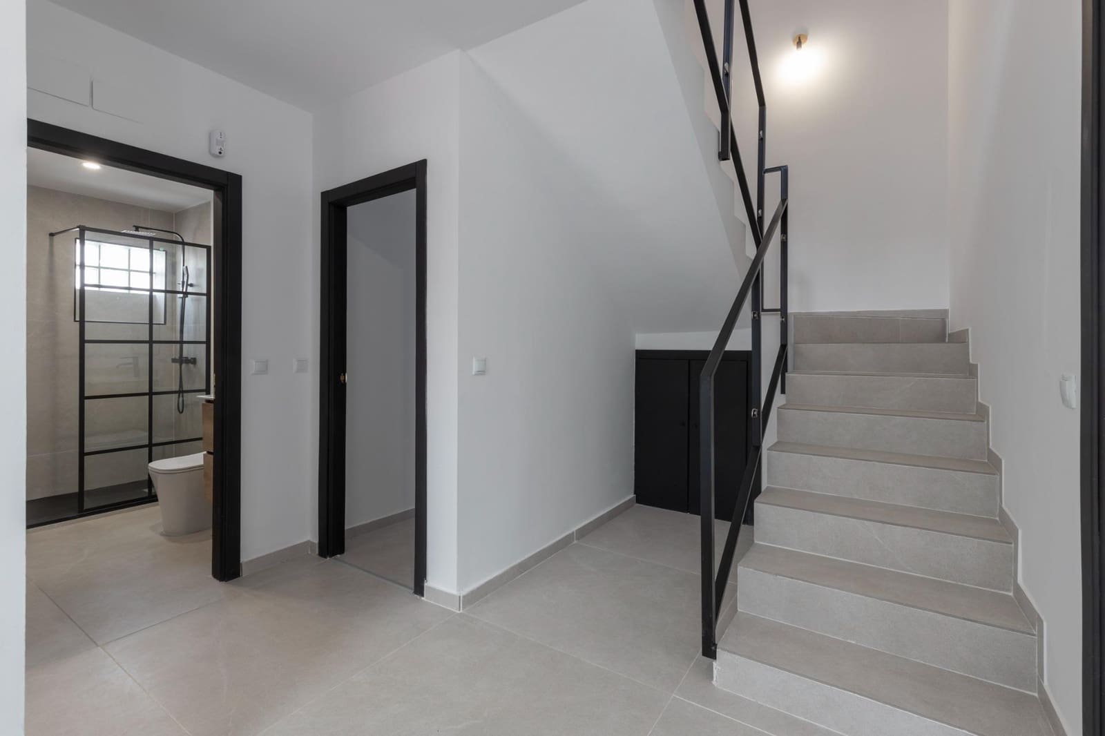 6 bedroom Townhouse for sale in Monachil - € 355,000 (Ref: 9434206)