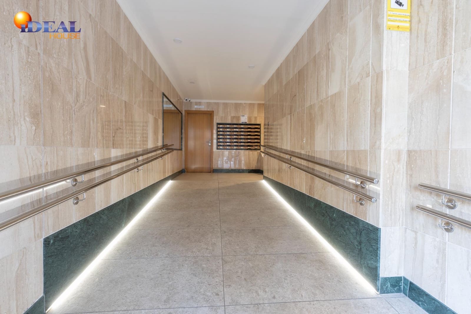 2 sypialnia Mieszkanie na sprzedaż w Miasto Grenada - 249 000 € (Ref: 9434208)