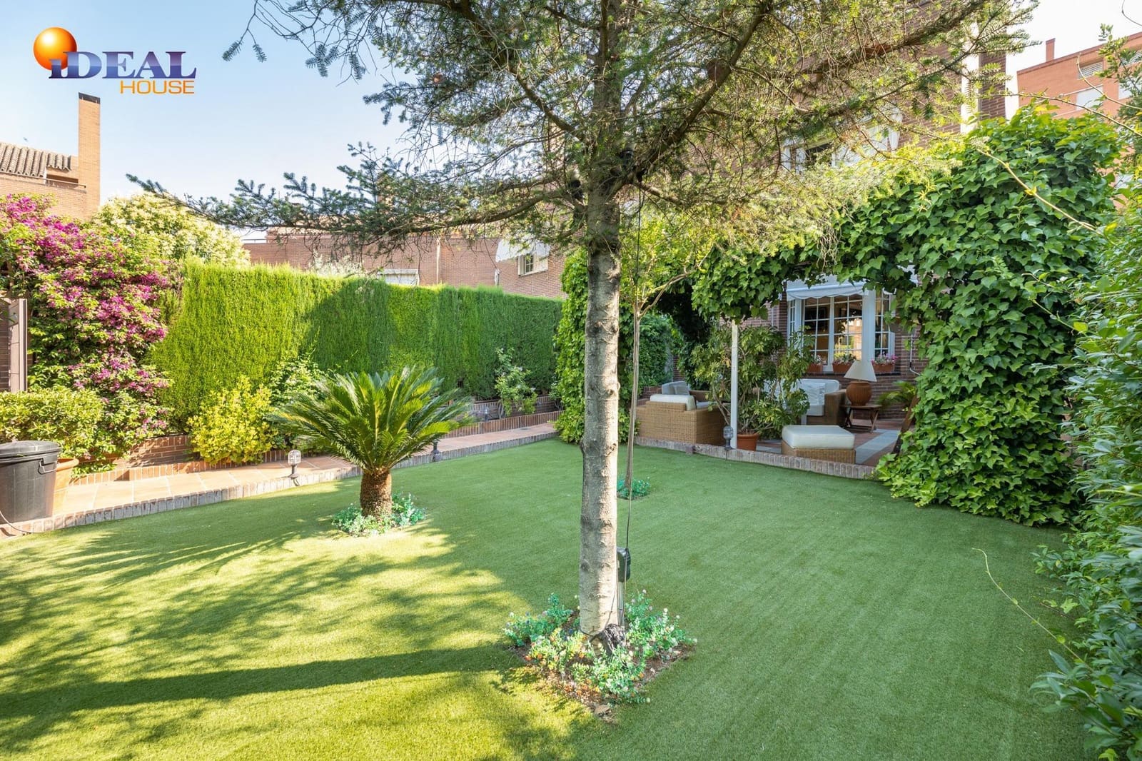 5 makuuhuone Huvila myytävänä paikassa Granada kaupunki mukana uima-altaan 
autotalli - 950 000 € (Ref: 9434212)