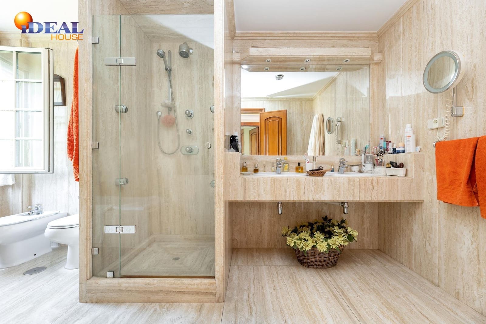 5 makuuhuone Huvila myytävänä paikassa Granada kaupunki mukana uima-altaan 
autotalli - 950 000 € (Ref: 9434212)