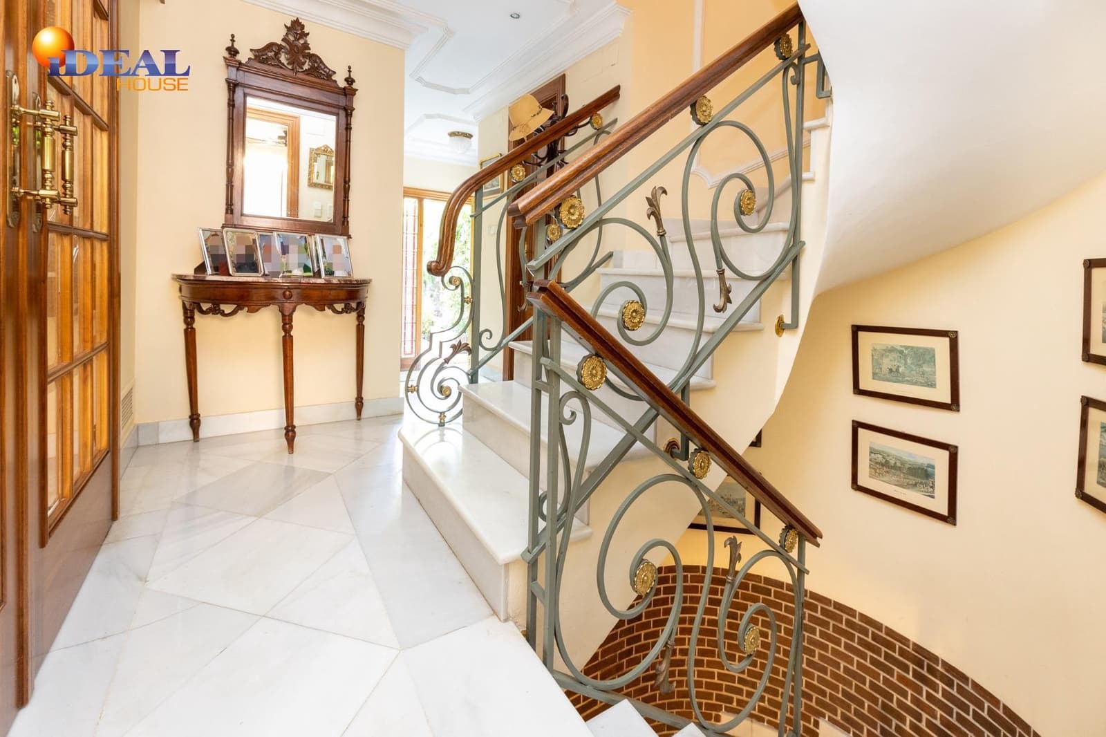 5 makuuhuone Huvila myytävänä paikassa Granada kaupunki mukana uima-altaan 
autotalli - 950 000 € (Ref: 9434212)