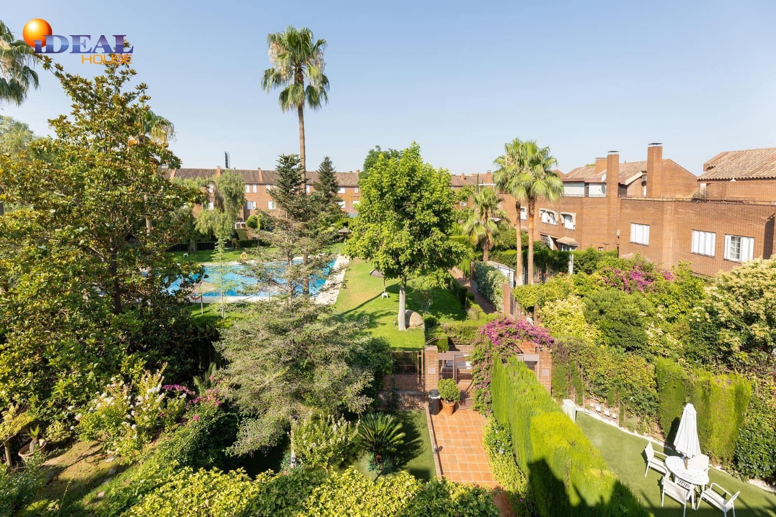 5 makuuhuone Huvila myytävänä paikassa Granada kaupunki mukana uima-altaan 
autotalli - 950 000 € (Ref: 9434212)