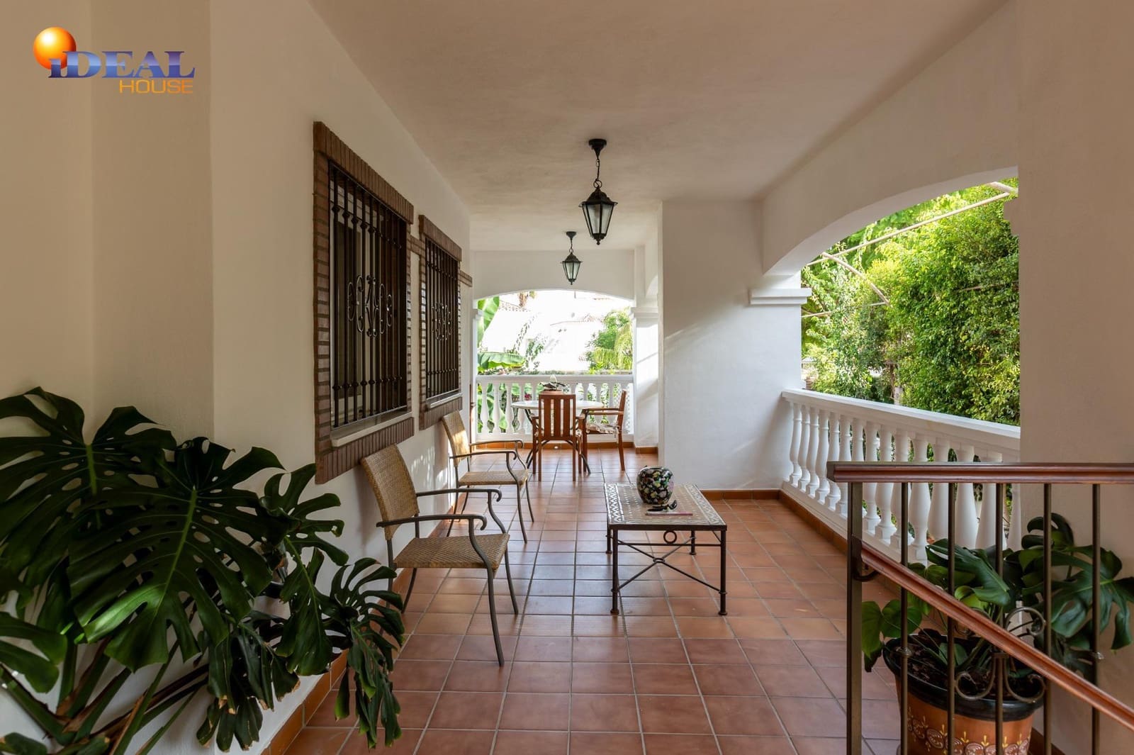 5 bedroom Villa for sale in Motril with pool garage - € 1,160,000 (Ref: 9434213)