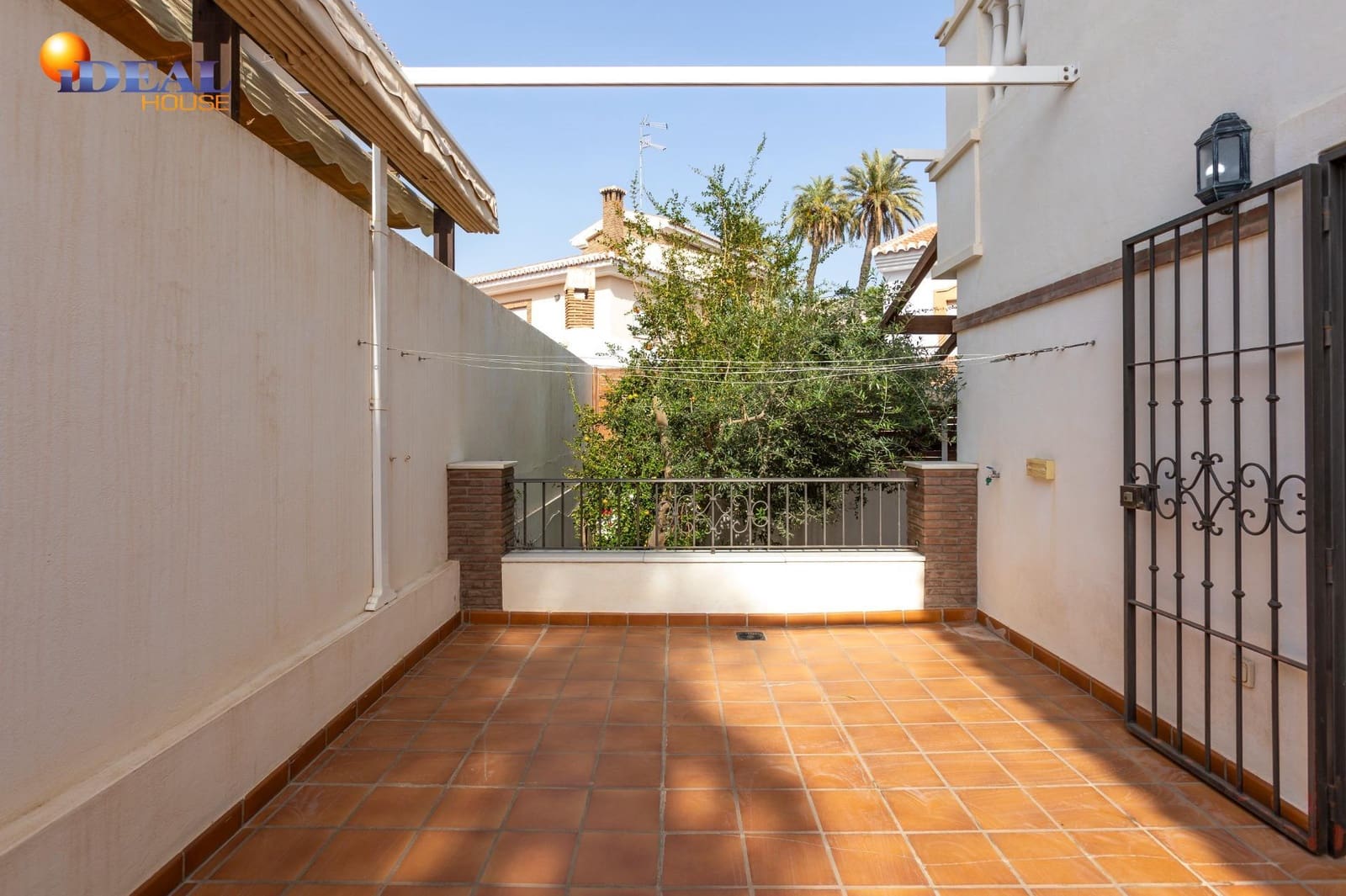 5 bedroom Villa for sale in Motril with pool garage - € 1,160,000 (Ref: 9434213)