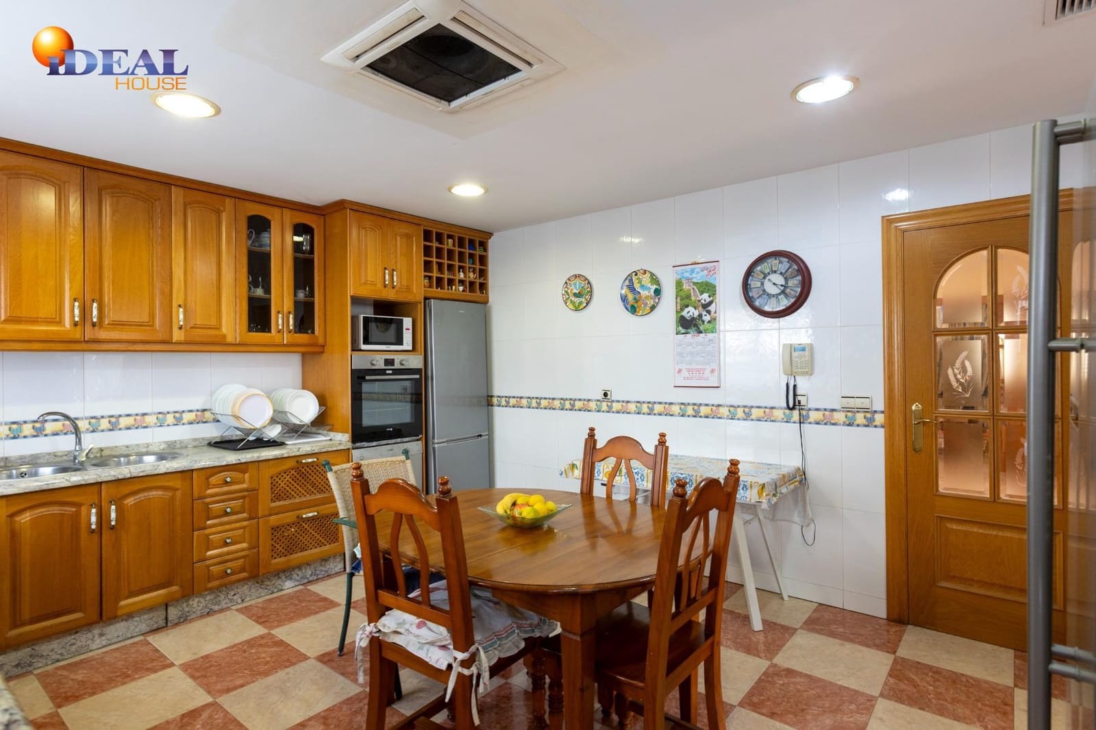 5 bedroom Villa for sale in Motril with pool garage - € 1,160,000 (Ref: 9434213)