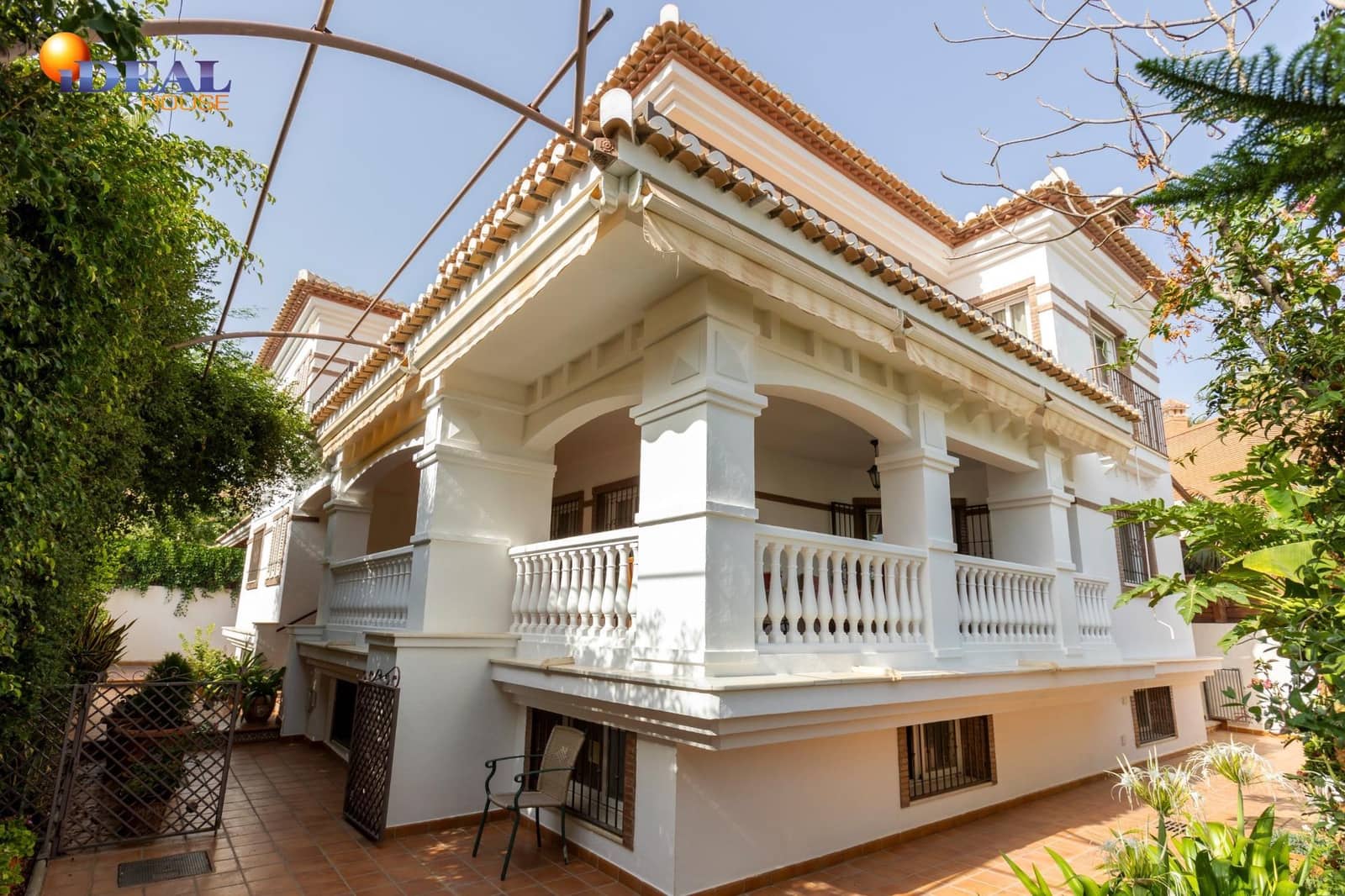 5 bedroom Villa for sale in Motril with pool garage - € 1,160,000 (Ref: 9434213)