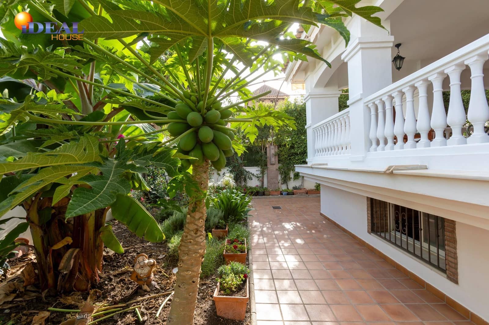 5 bedroom Villa for sale in Motril with pool garage - € 1,160,000 (Ref: 9434213)