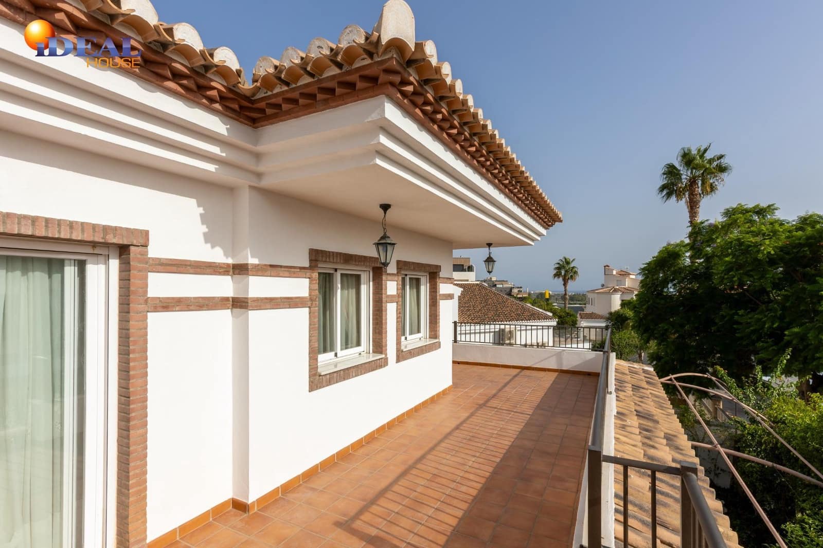 5 bedroom Villa for sale in Motril with pool garage - € 1,160,000 (Ref: 9434213)
