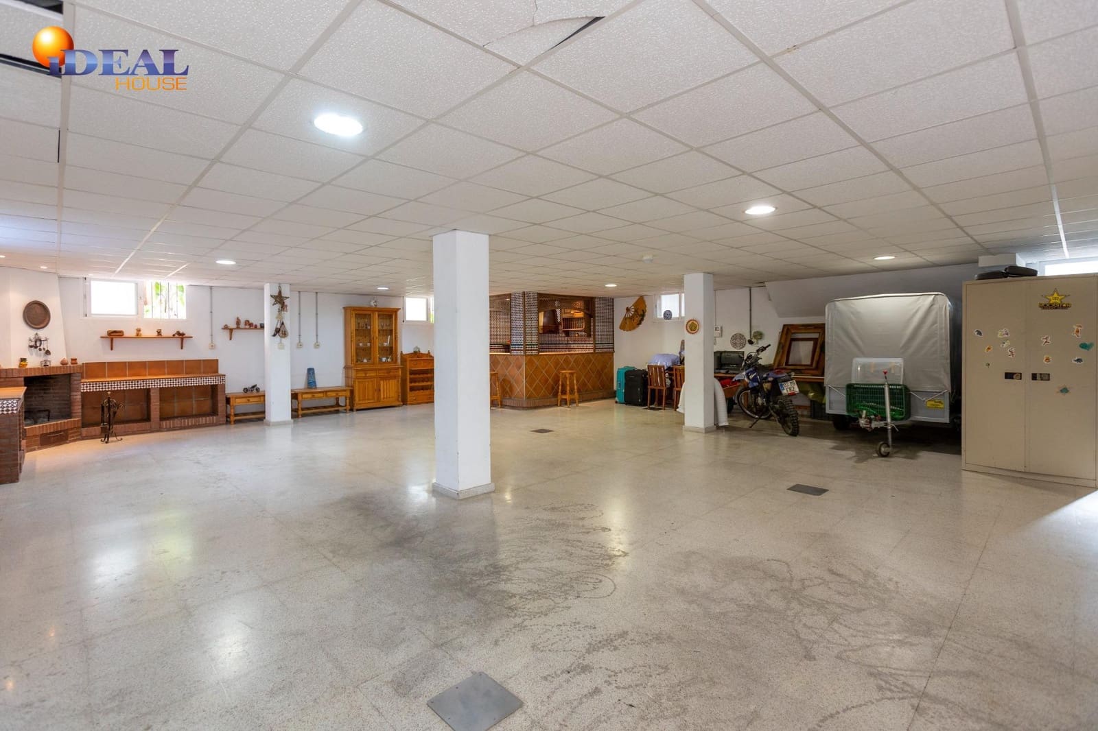 5 bedroom Villa for sale in Motril with pool garage - € 1,160,000 (Ref: 9434213)