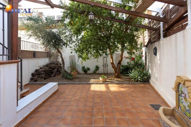 Chalet de 5 habitaciones en Motril en venta con piscina garaje - 1.160.000 € (Ref: 9434213)