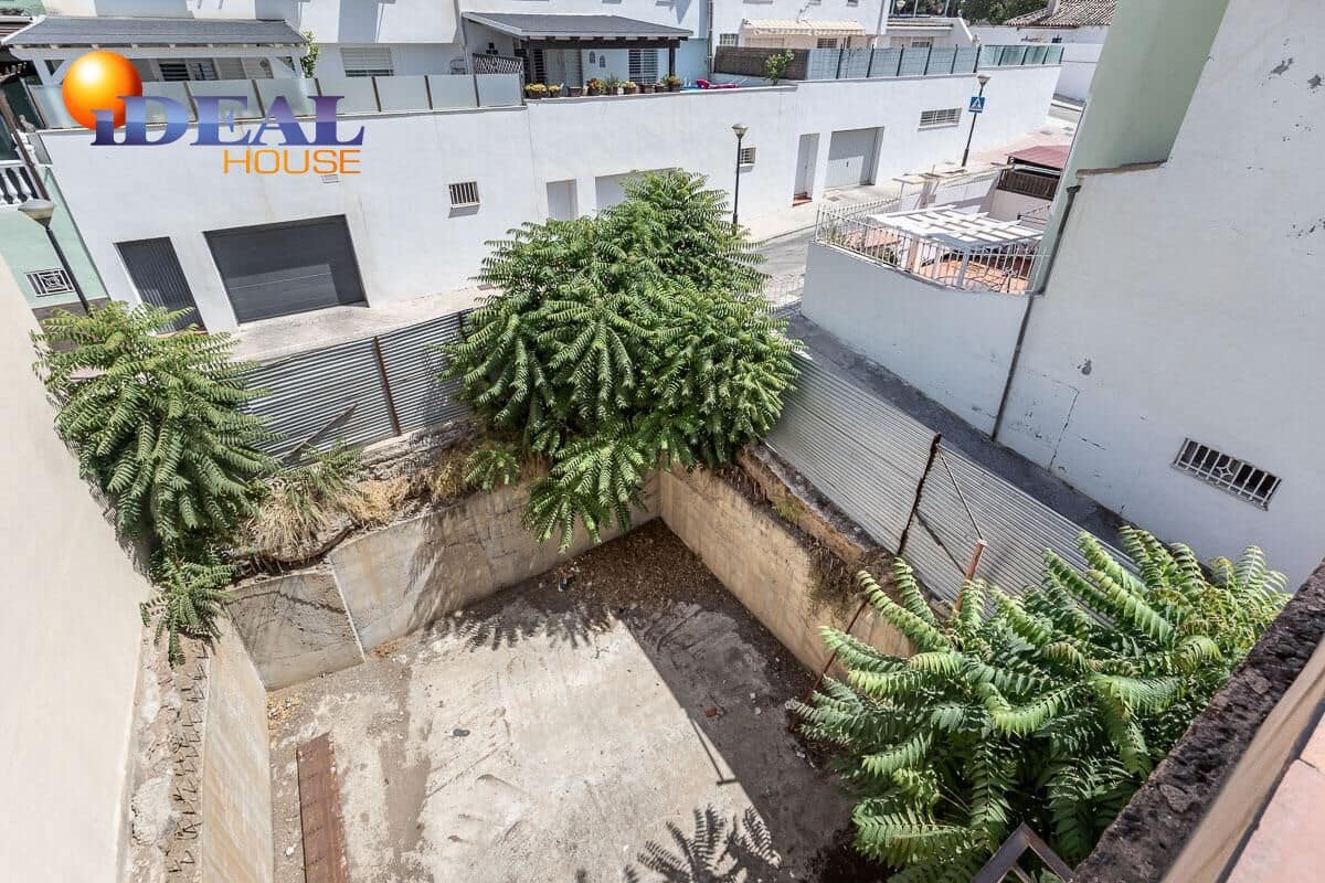 Terrain à Bâtir à vendre à Grenade ville - 75 000 € (Ref: 9434214)