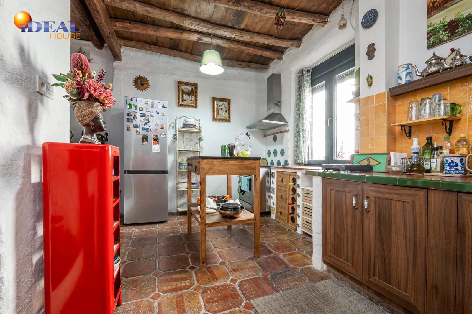 Adosado de 2 habitaciones en Nigüelas en venta - 230.000 € (Ref: 9434215)