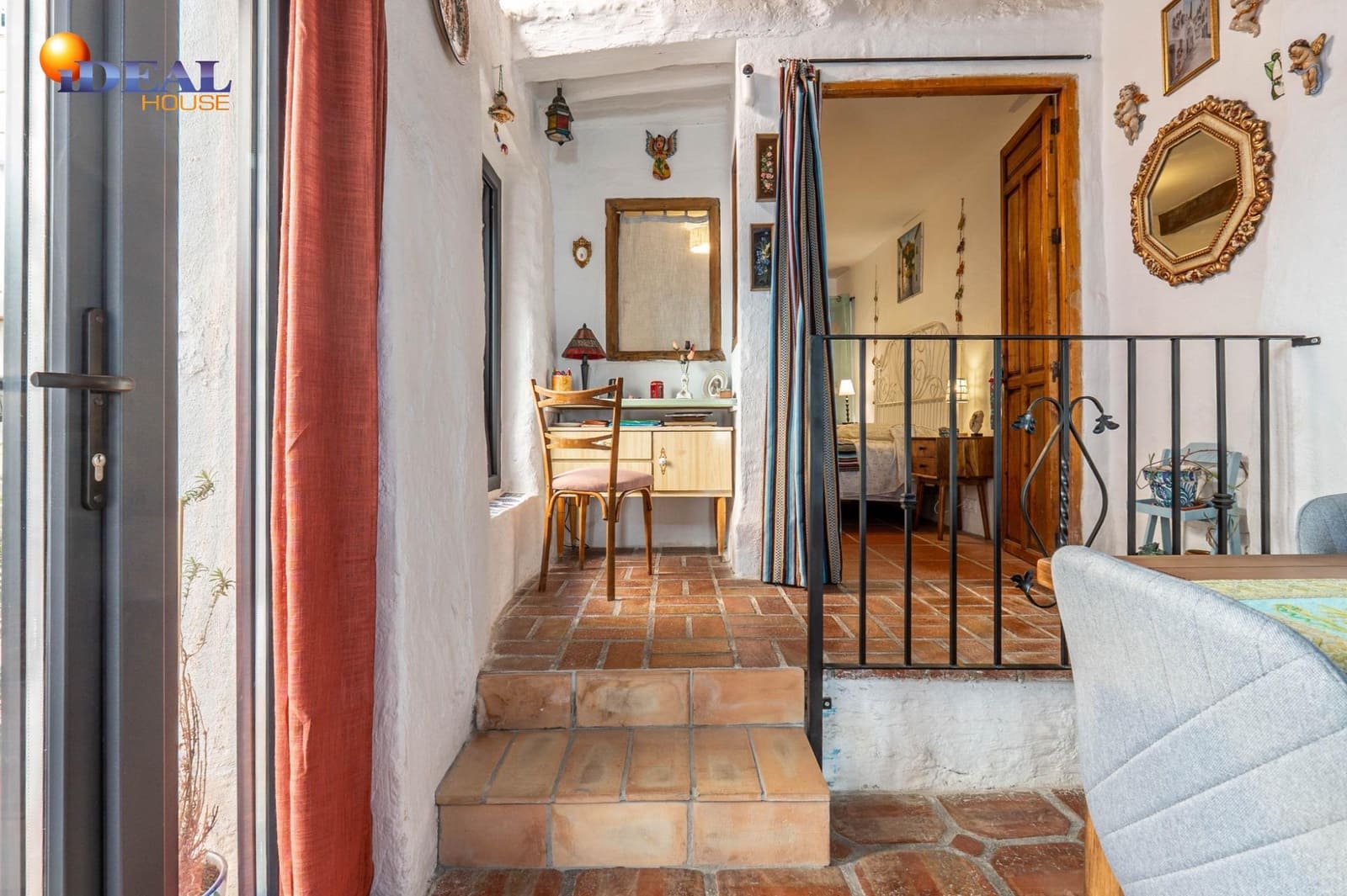 Adosado de 2 habitaciones en Nigüelas en venta - 230.000 € (Ref: 9434215)