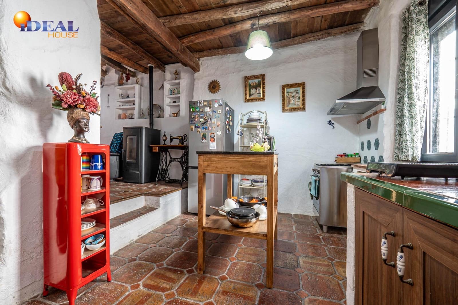 Adosado de 2 habitaciones en Nigüelas en venta - 230.000 € (Ref: 9434215)