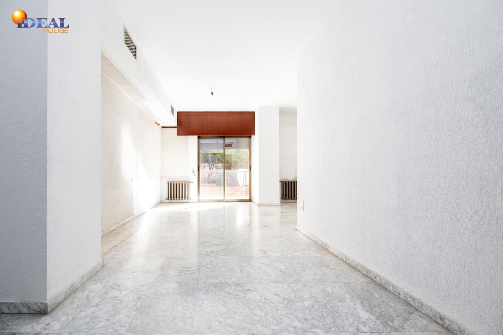 4 slaapkamer Flat te koop in Granada stad met zwembad - € 495.000 (Ref: 9434218)