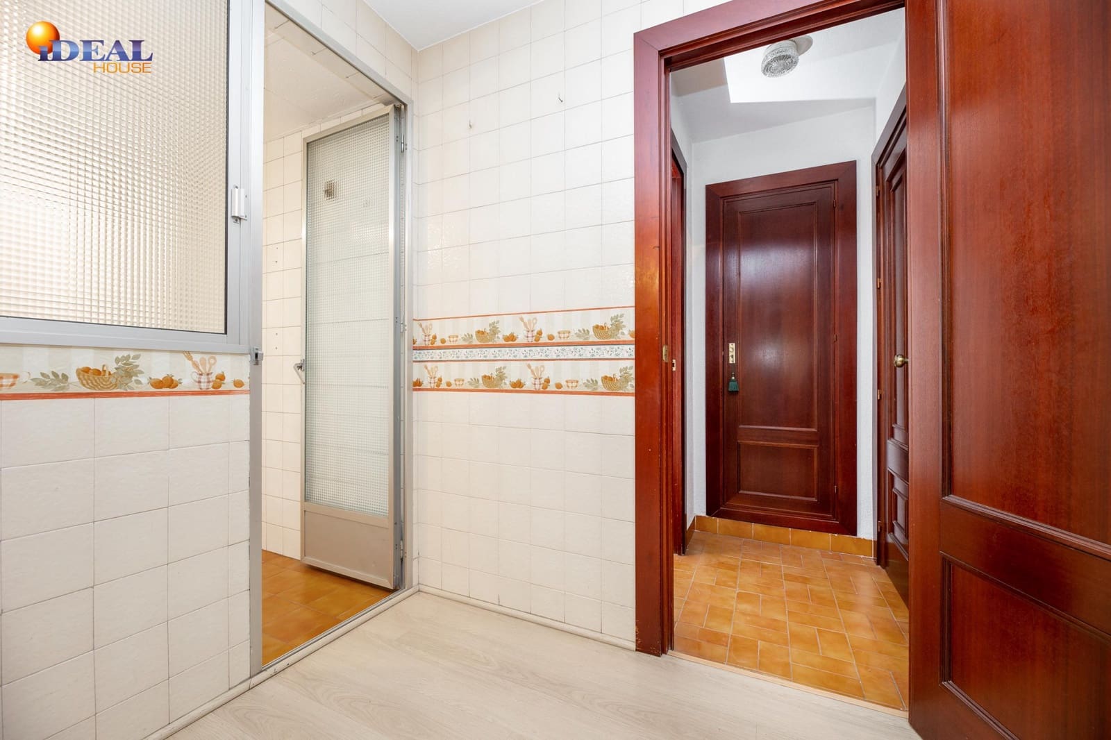 4 slaapkamer Flat te koop in Granada stad met zwembad - € 495.000 (Ref: 9434218)