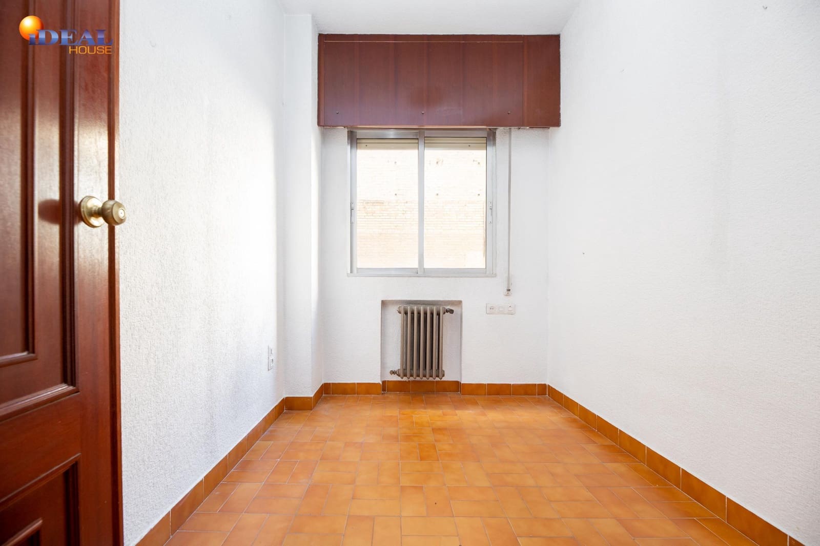 4 slaapkamer Flat te koop in Granada stad met zwembad - € 495.000 (Ref: 9434218)