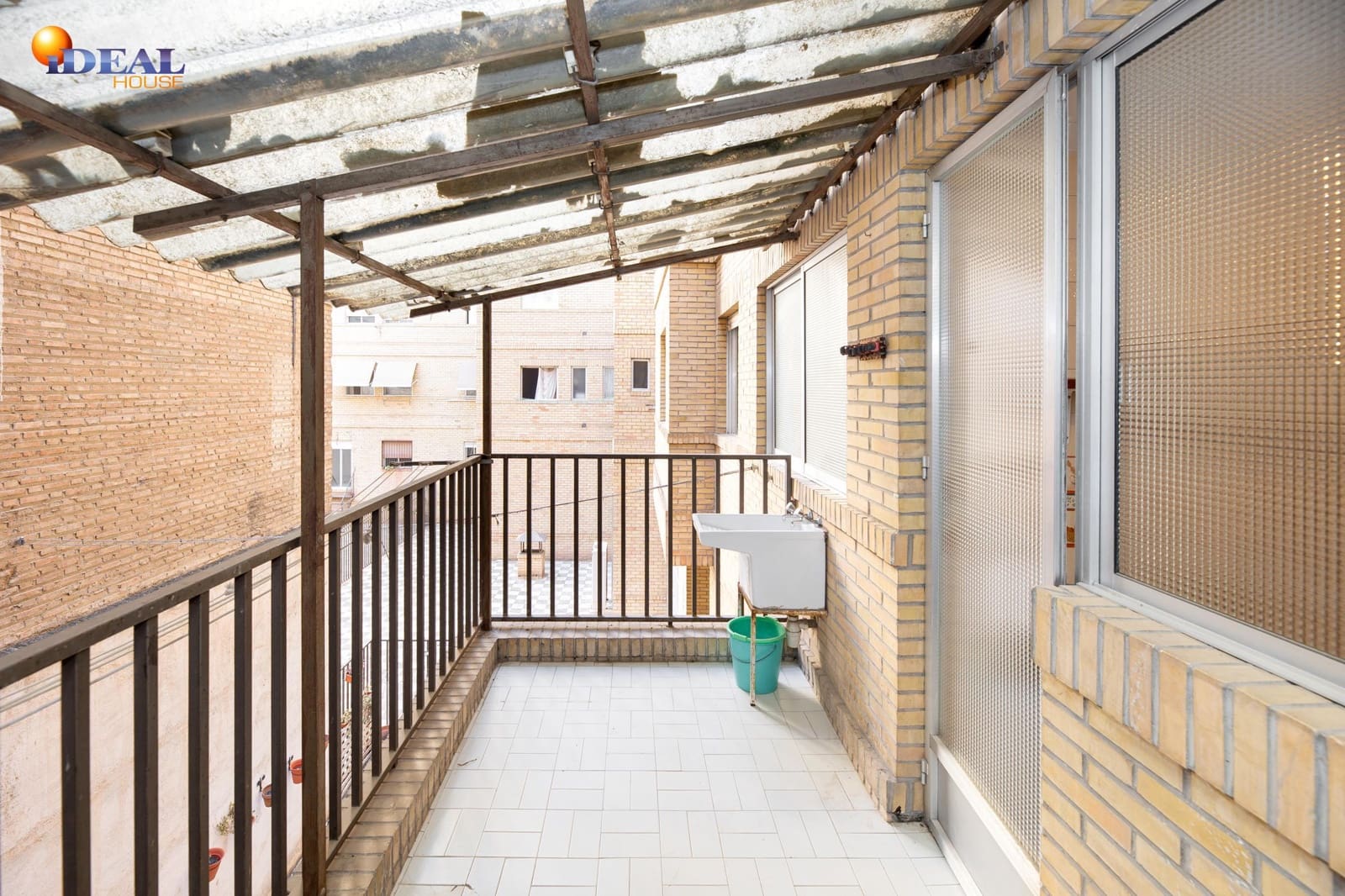 4 slaapkamer Flat te koop in Granada stad met zwembad - € 495.000 (Ref: 9434218)