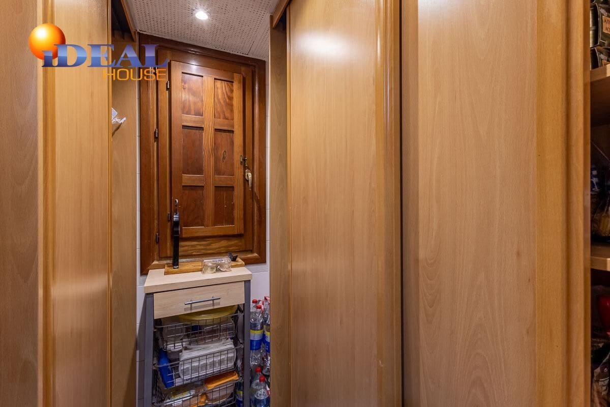 5 bedroom Villa for sale in Monachil with pool garage - € 619,000 (Ref: 9434219)