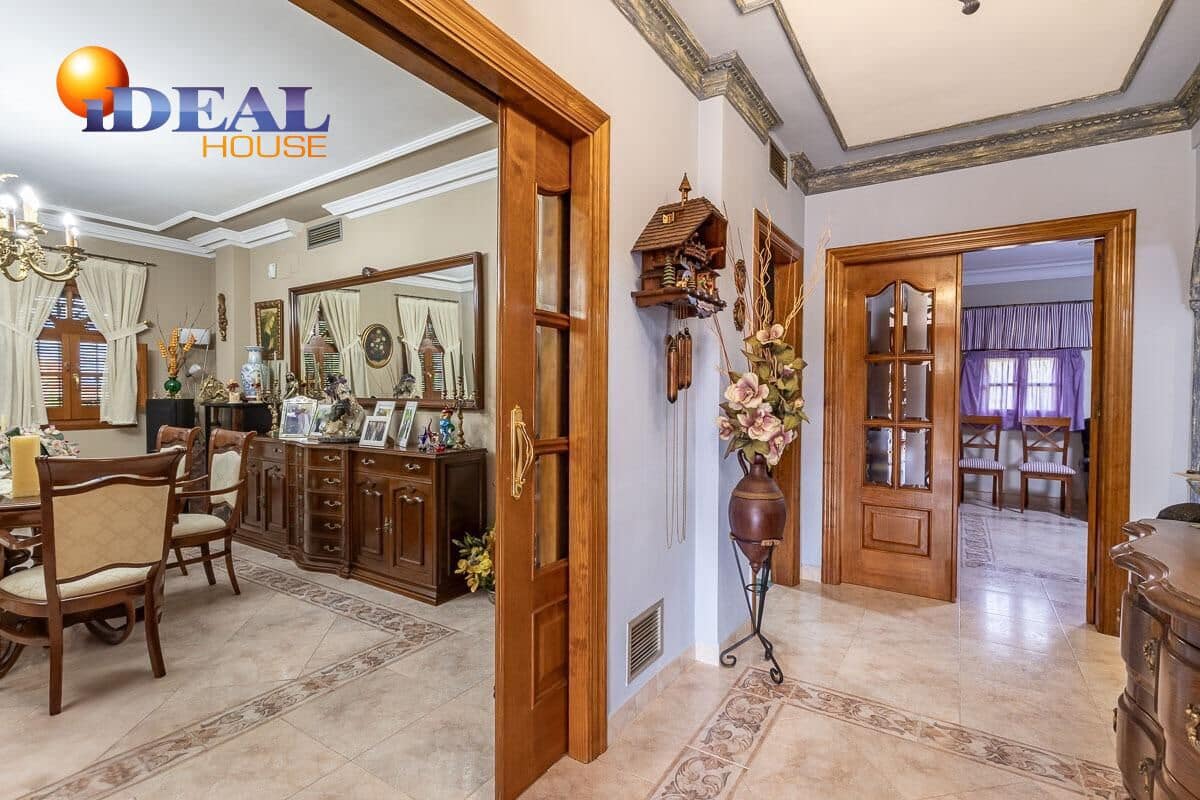 5 bedroom Villa for sale in Monachil with pool garage - € 619,000 (Ref: 9434219)