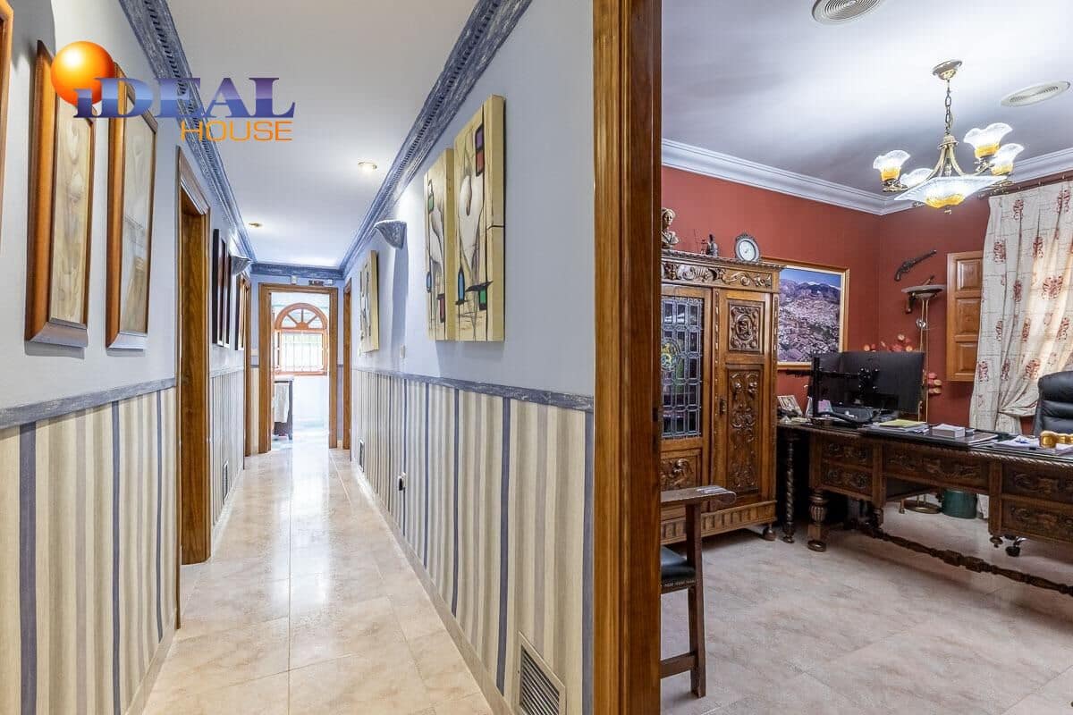 5 bedroom Villa for sale in Monachil with pool garage - € 619,000 (Ref: 9434219)