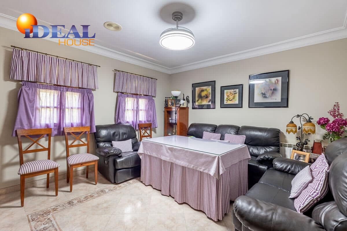 5 bedroom Villa for sale in Monachil with pool garage - € 619,000 (Ref: 9434219)