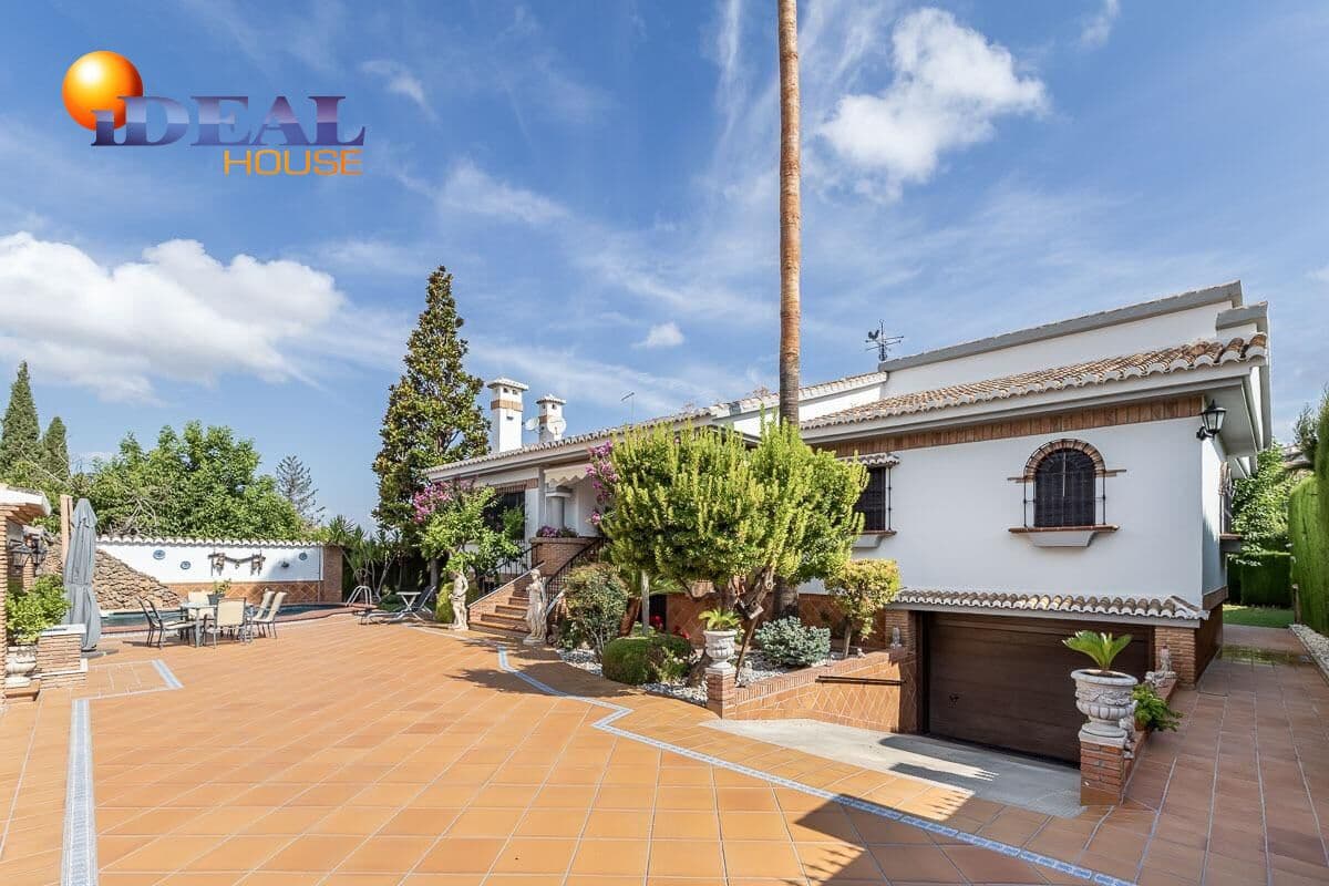 5 bedroom Villa for sale in Monachil with pool garage - € 619,000 (Ref: 9434219)