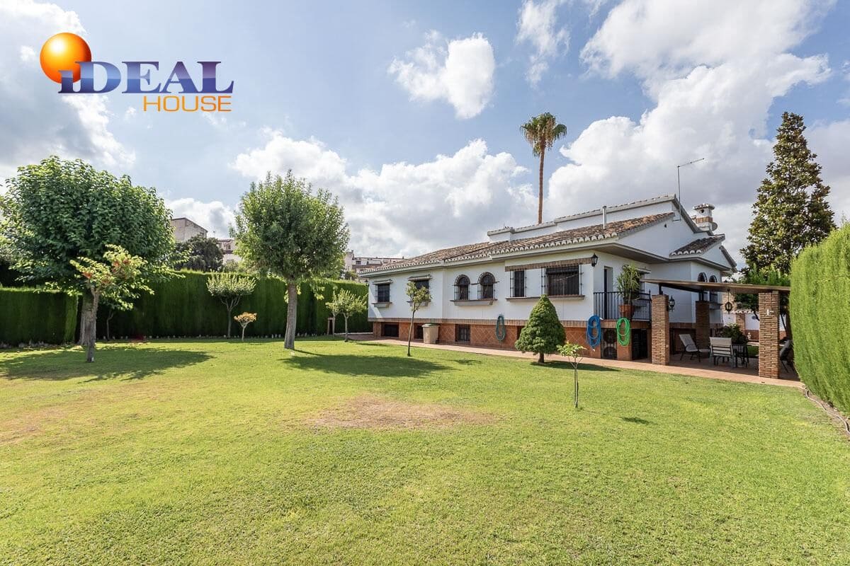 5 bedroom Villa for sale in Monachil with pool garage - € 619,000 (Ref: 9434219)