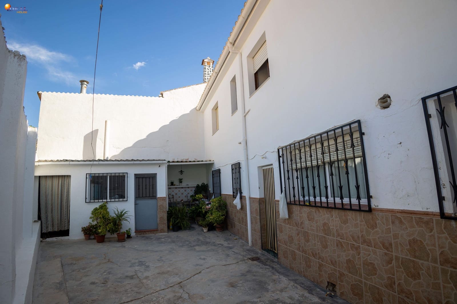 5 makuuhuone Rivitalo myytävänä paikassa Loja - 225 000 € (Ref: 9434220)