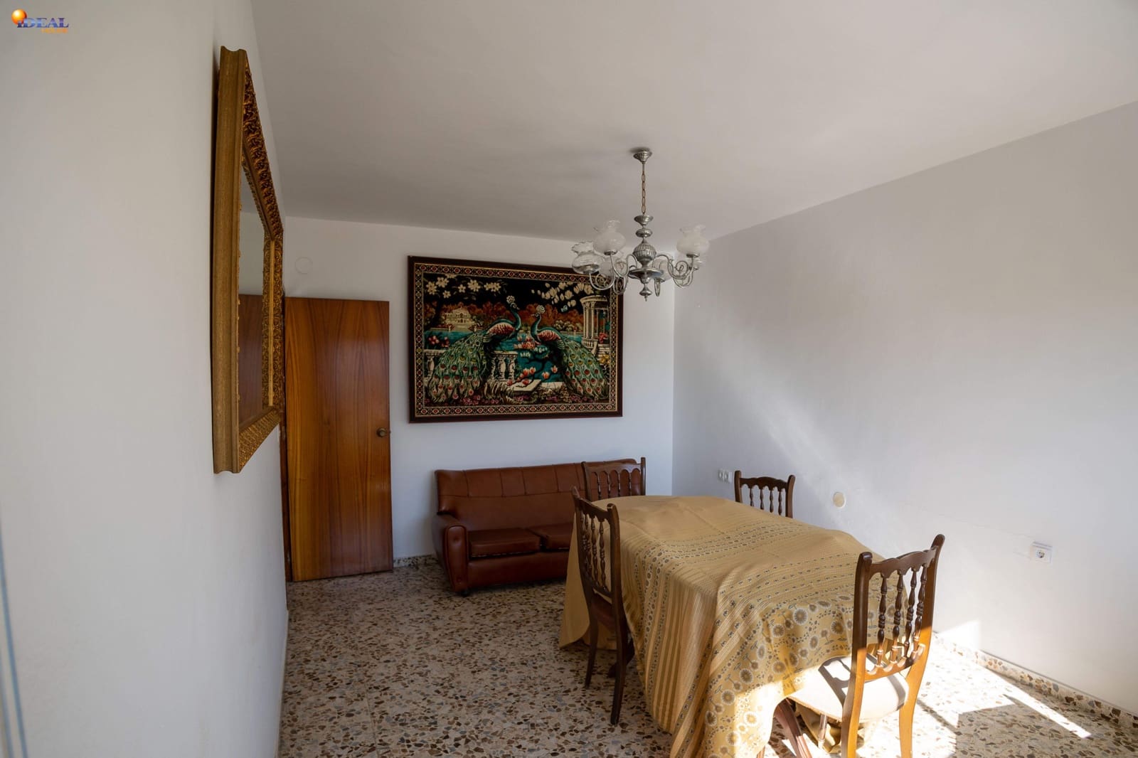 5 makuuhuone Rivitalo myytävänä paikassa Loja - 225 000 € (Ref: 9434220)