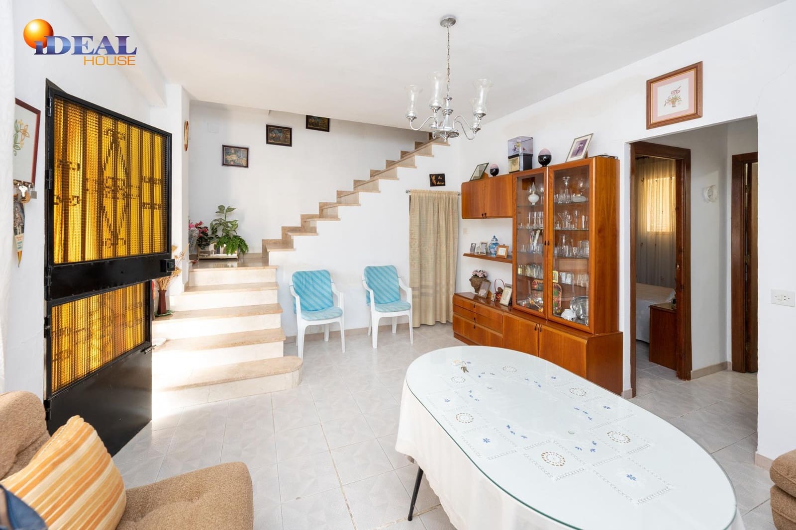 6 soverom Finca/Herregård til salgs i Colomera med garasje - € 129 000 (Ref: 9434221)