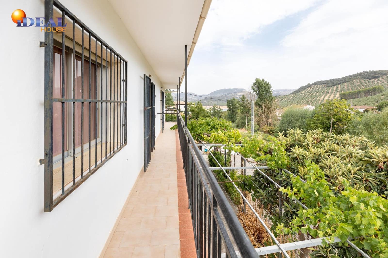 6 soverom Finca/Herregård til salgs i Colomera med garasje - € 129 000 (Ref: 9434221)