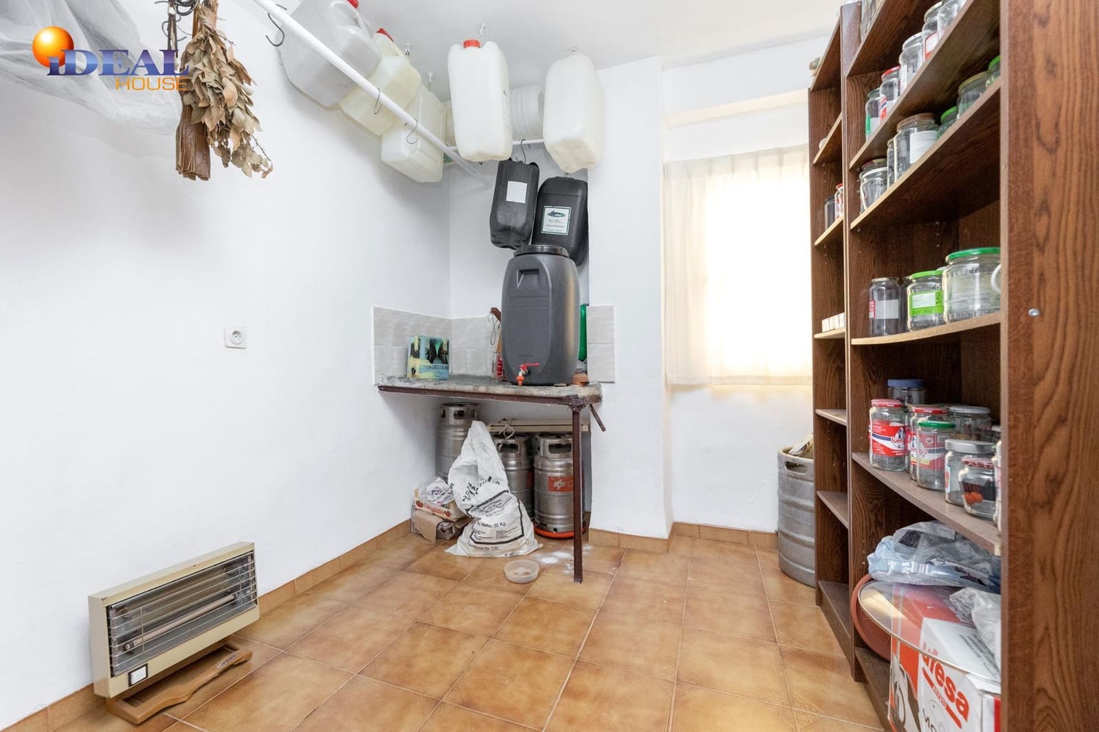 6 soverom Finca/Herregård til salgs i Colomera med garasje - € 129 000 (Ref: 9434221)