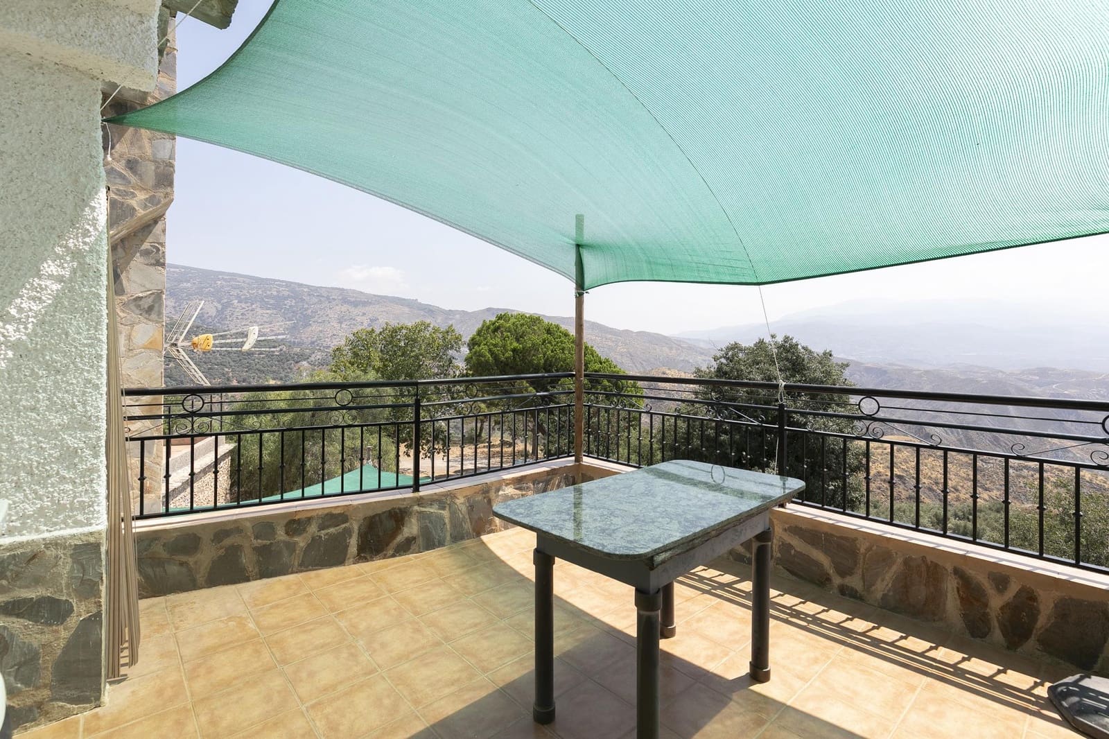 6 sovrum Företag till salu i Granada stad - 1 550 000 € (Ref: 9434222)