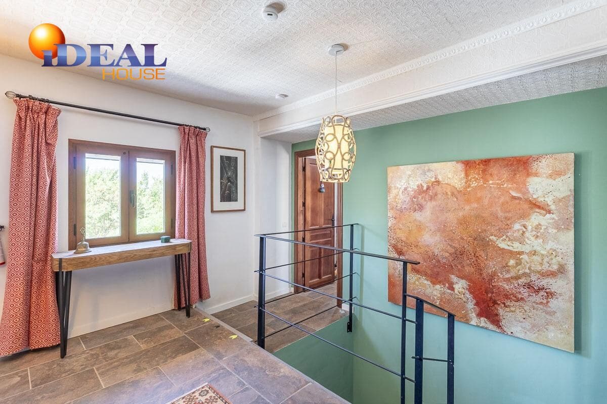 4 bedroom Villa for sale in Loja with pool - € 268,000 (Ref: 9434223)