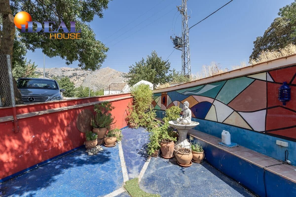 4 bedroom Villa for sale in Loja with pool - € 268,000 (Ref: 9434223)