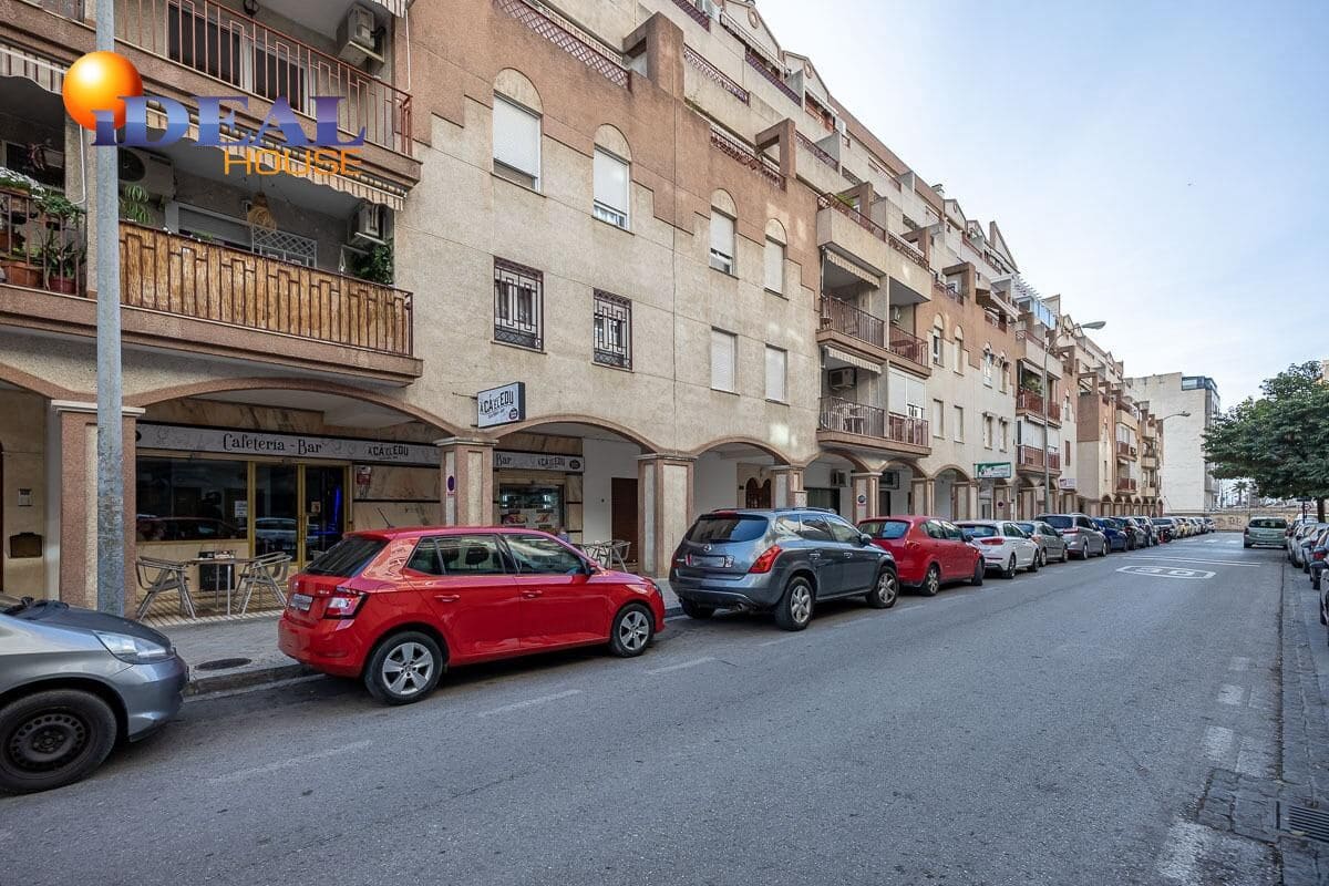 Comercial para venda em Granada cidade - 159 000 € (Ref: 9434224)