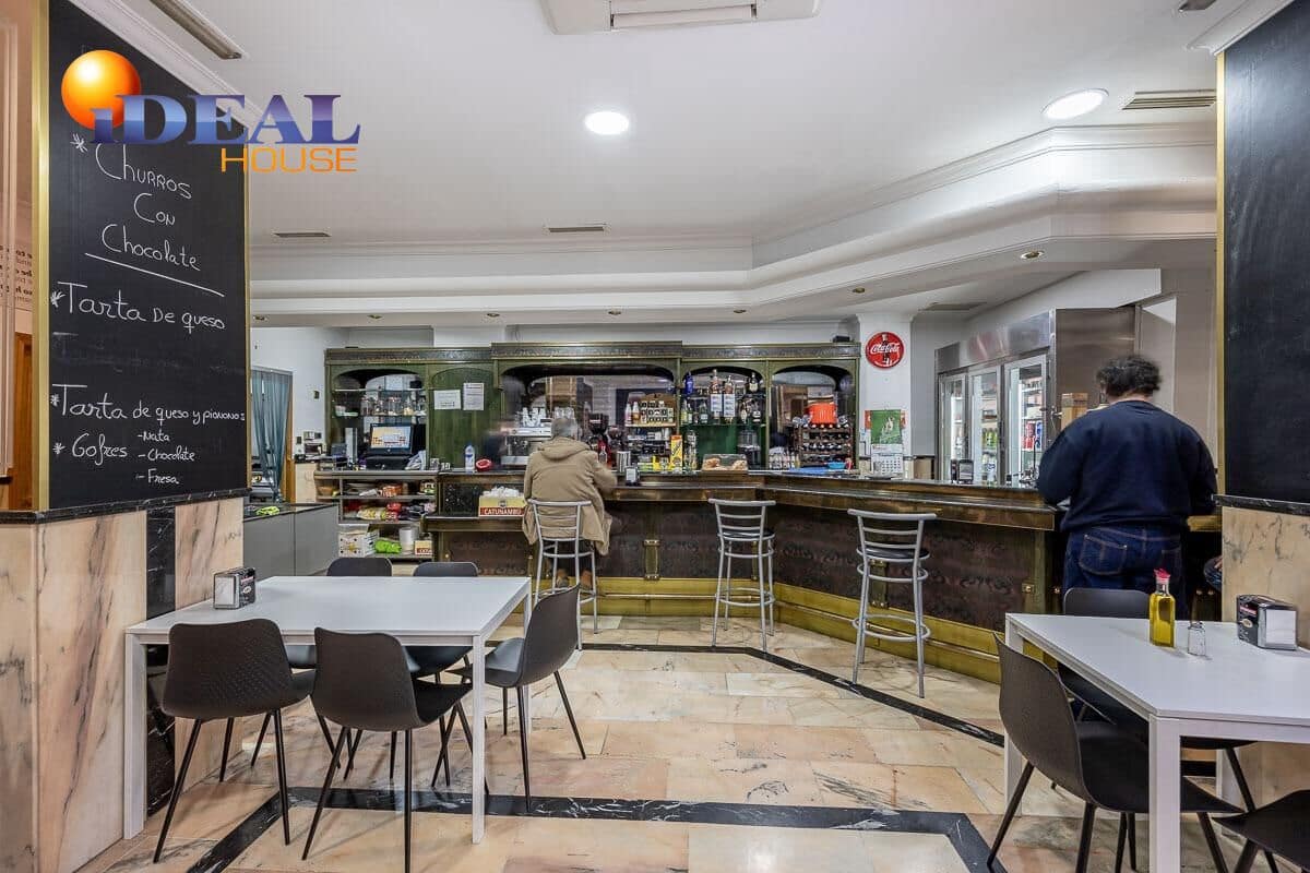 Comercial para venda em Granada cidade - 159 000 € (Ref: 9434224)