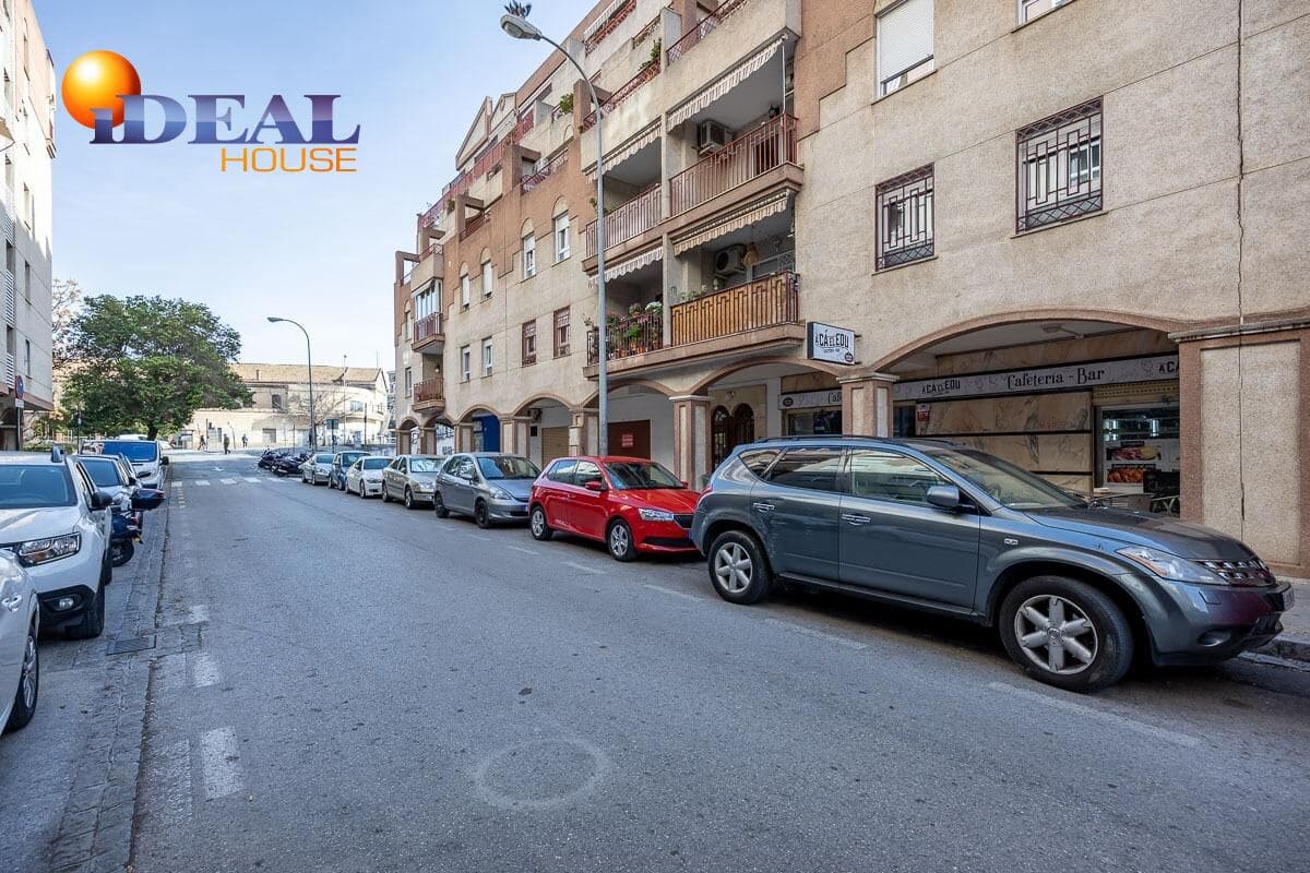 Comercial para venda em Granada cidade - 159 000 € (Ref: 9434224)