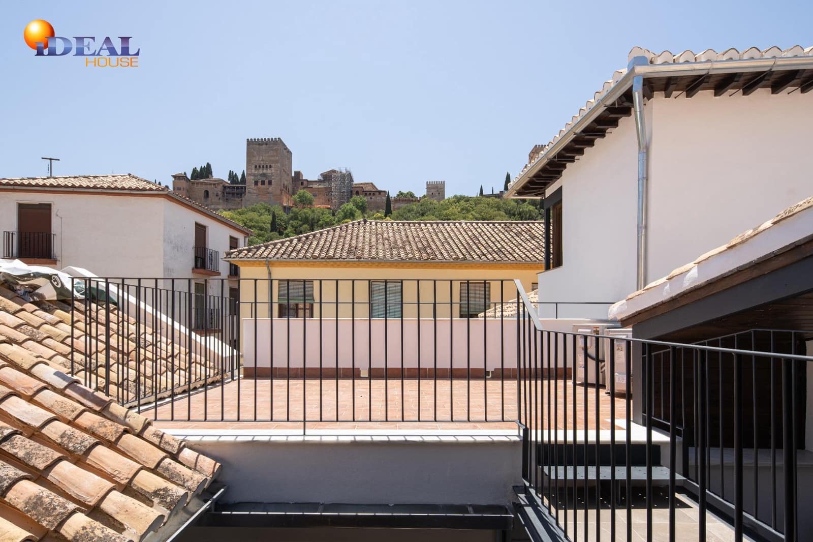3 bedroom Apartment for sale in Granada city - € 650,000 (Ref: 9434225)